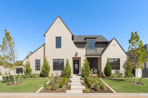 913 NW 157th Ter, Edmond, OK 73013