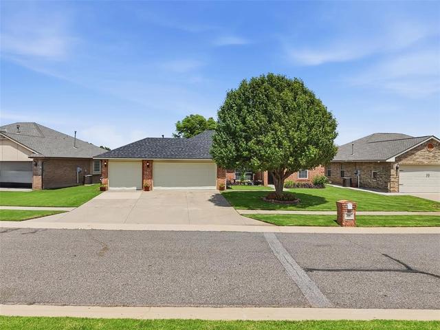 2251 Blue Jay Dr, Edmond, OK 73012
