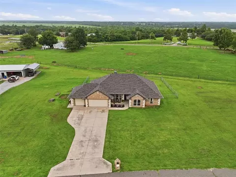 View/Area - 1903 Riveria Dr, Tuttle, OK 73089 photo 2 of 5