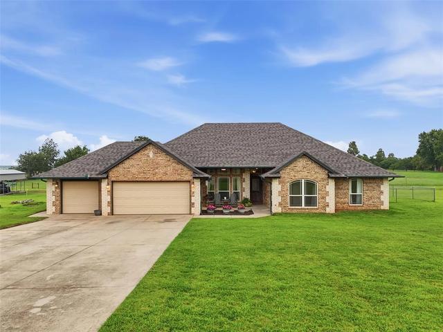 1903 Riveria Dr, Tuttle, OK 73089
