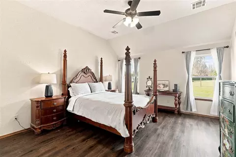 Bedroom - 1903 Riveria Dr, Tuttle, OK 73089 photo 1 of 3