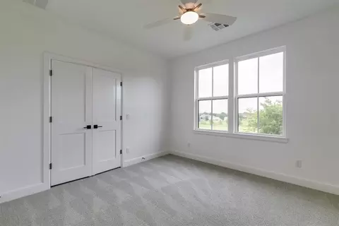 Bedroom - 29706 E Ridge Rd, Norman, OK 73072 photo 4 of 6