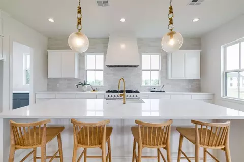 Kitchen - 29706 E Ridge Rd, Norman, OK 73072 photo 2 of 9