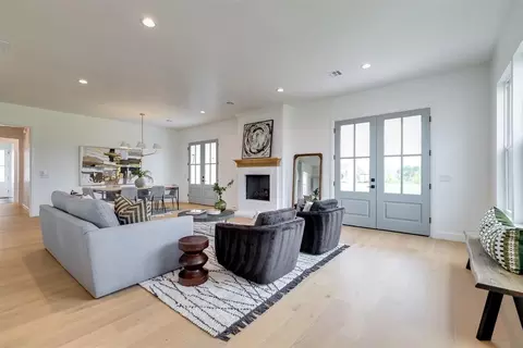 Living - 29730 E Ridge Rd, Norman, OK 73072 photo 1 of 3