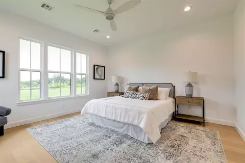 Bedroom - 29730 E Ridge Rd, Norman, OK 73072 photo 1 of 7