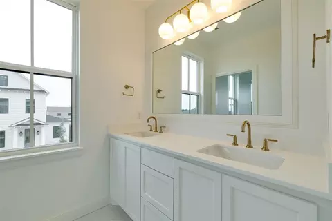 Bath - 29730 E Ridge Rd, Norman, OK 73072 photo 8 of 8