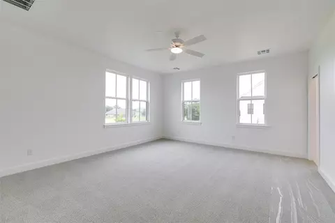 Bedroom - 29730 E Ridge Rd, Norman, OK 73072 photo 6 of 7