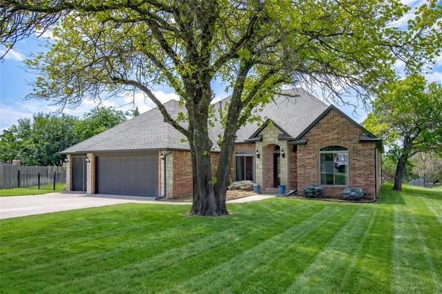 12261 Little Oak Cir, Guthrie, OK 73044