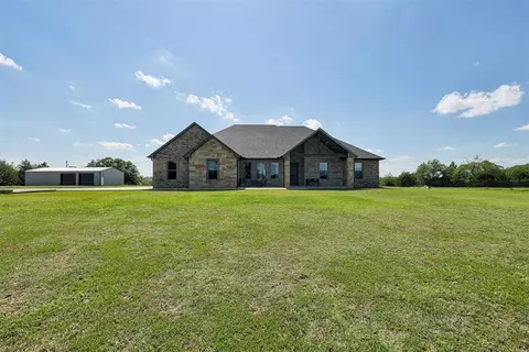 16554 Bethel Rd, Shawnee, OK 74801