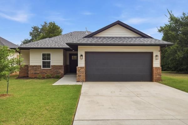 617 NW 95th St, Oklahoma City, OK 73114