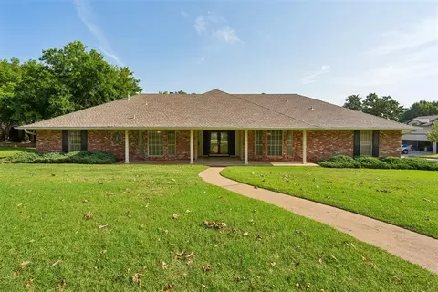 711 Willment Pl, Edmond, OK 73034
