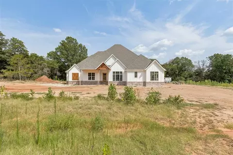7912 Cypress Forest Cir, Oklahoma City, OK 73150