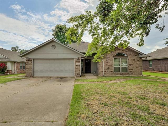 1705 Clearwater Dr, Norman, OK 73071