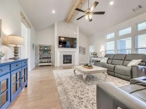 Living - 3766 Muir Forest Way, Norman, OK 73071 photo 4 of 4