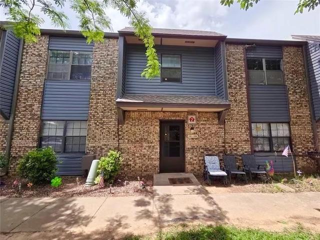 401 SE 12th Ave #143, Norman, OK 73071