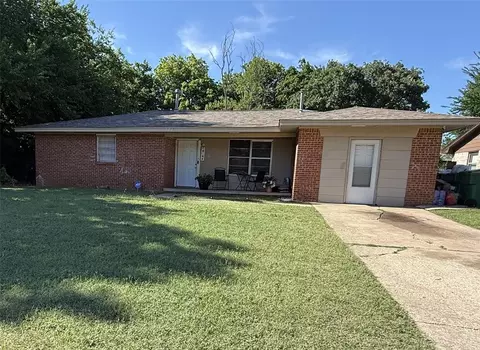 9205 NE 45th St, Spencer, OK 73084