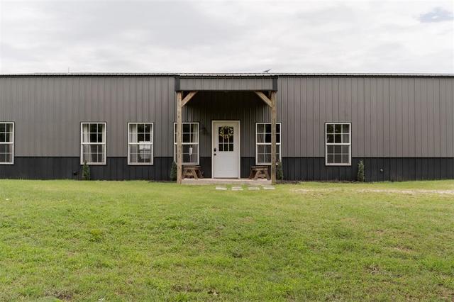 5250 Crystal Lake Dr, Guthrie, OK 73044