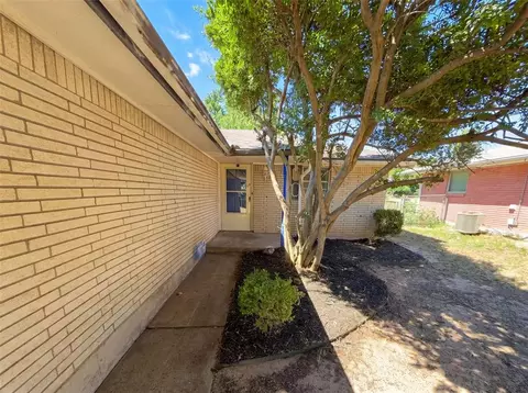 7629 NW 14th St, Oklahoma City, OK 73127