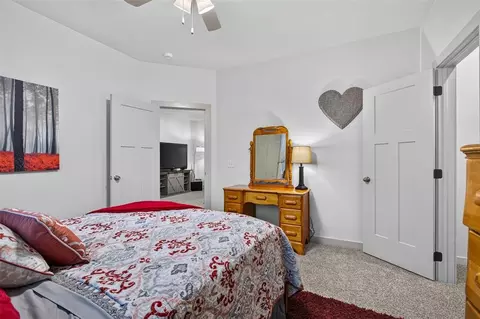 Bedroom - 125 E 7th St, Arcadia, OK 73007 photo 5 of 7