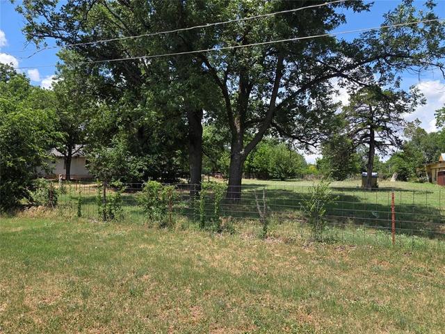 925 W Illinois Ave, Chickasha, OK 73018