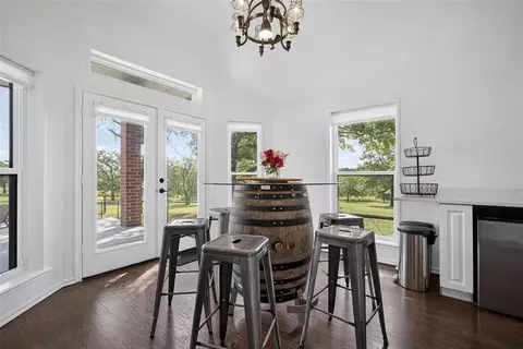 Dining - 10501 E Boyd St, Norman, OK 73026 photo 2 of 3