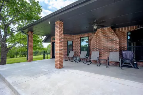 Exterior - 10501 E Boyd St, Norman, OK 73026 photo 4 of 5
