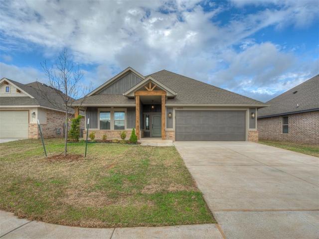 12405 Dolche Vita Dr, Yukon, OK 73099