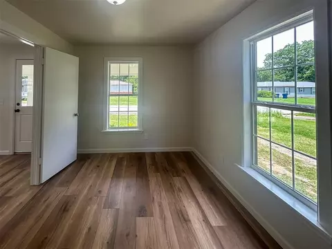 Other - 208 W Apache St, Marlow, OK 73055 photo 2 of 12