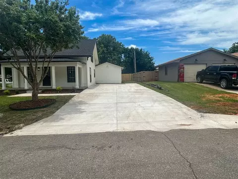 Other - 208 W Apache St, Marlow, OK 73055 photo 1 of 12