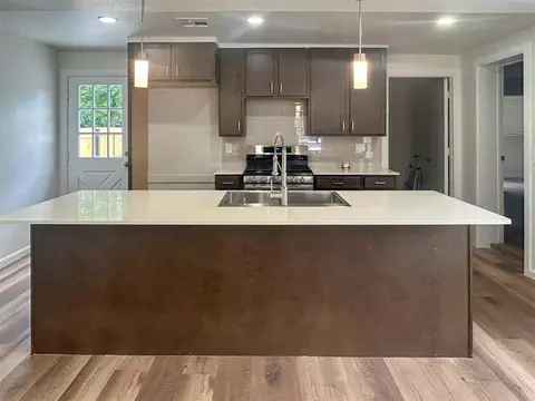 Kitchen - 208 W Apache St, Marlow, OK 73055 photo 1 of 5
