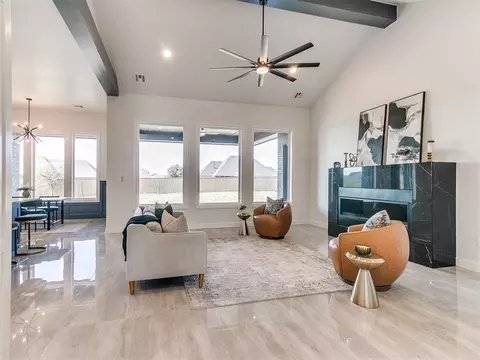 4704 SE 37th St, Moore, OK 73160 photo 4