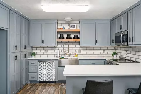 Kitchen - 15615 S Pottawatomie Rd, Mcloud, OK 74851 photo 4 of 4