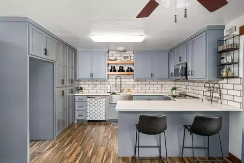 Kitchen - 15615 S Pottawatomie Rd, Mcloud, OK 74851 photo 3 of 4