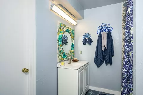 Bath - 15615 S Pottawatomie Rd, Mcloud, OK 74851 photo 1 of 5