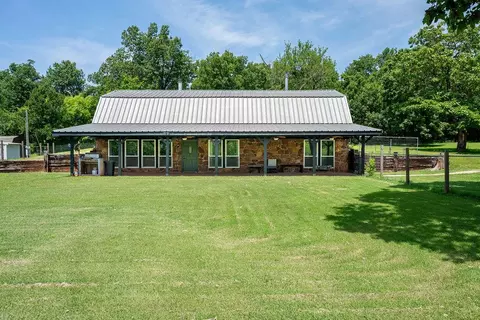 Exterior - 15615 S Pottawatomie Rd, Mcloud, OK 74851 photo 1 of 6