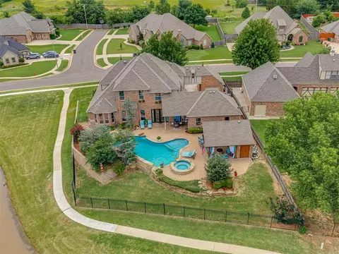 9525 SW 35th Ter, Oklahoma City, OK 73179