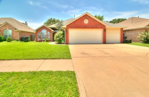 15613 Sandstone Ter, Moore, OK 73170 photo 3