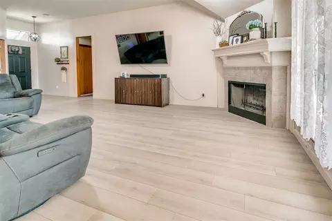 15613 Sandstone Ter, Moore, OK 73170 photo 12