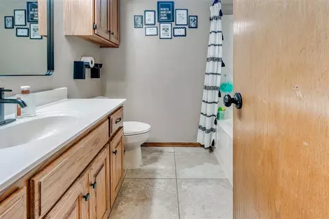 15613 Sandstone Ter, Moore, OK 73170 photo 21