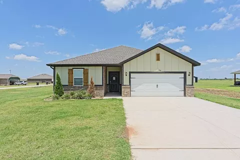 1710 Oak Way, Tuttle, OK 73089 photo 1