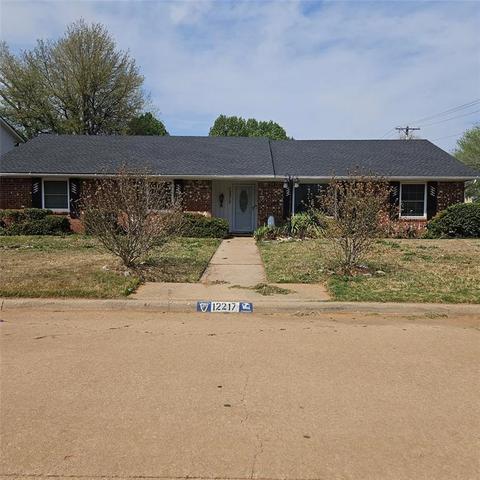 12217 Greystone Ter, Oklahoma City, OK 73120
