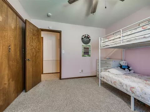 Bedroom - 400 Ridgewood Dr, Tuttle, OK 73089 photo 9 of 10