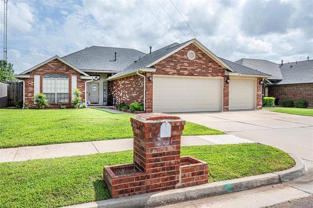2900 SE 97th St, Moore, OK 73160
