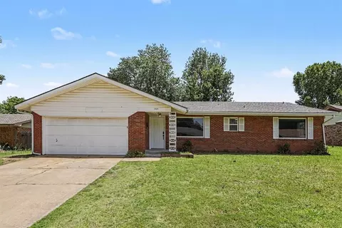 3320 Meadowbrook Dr, Oklahoma City, OK 73110