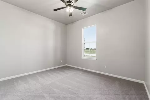 Bedroom - 1026 Jaden Blvd, Tuttle, OK 73089 photo 5 of 7