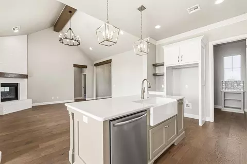 Kitchen - 1026 Jaden Blvd, Tuttle, OK 73089 photo 5 of 5