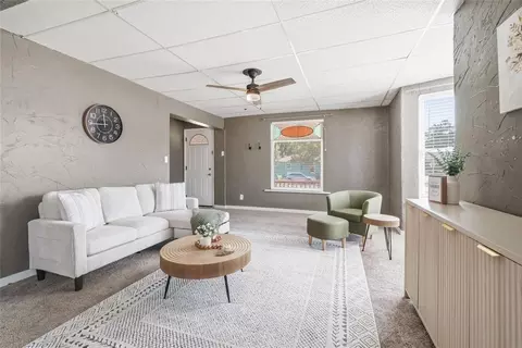 Living - 301 N Wikoff Ave, Watonga, OK 73772 photo 2 of 4
