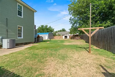 Exterior - 301 N Wikoff Ave, Watonga, OK 73772 photo 14 of 15