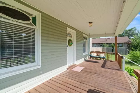 Exterior - 301 N Wikoff Ave, Watonga, OK 73772 photo 6 of 15