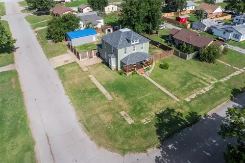 View/Area - 301 N Wikoff Ave, Watonga, OK 73772 photo 1 of 2
